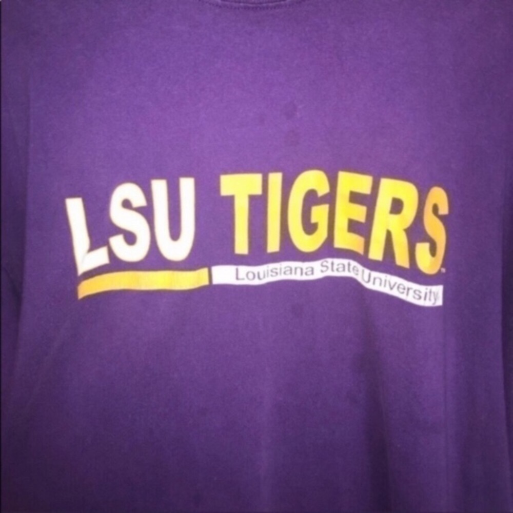 LSU Tigers Purple Tee Women’s 2X Plus Size NCAA Football Shirt - Picture 2 of 3